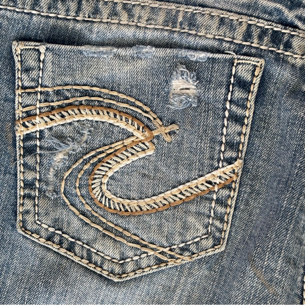 Silver Suki Washed Blue Straight Jeans with Knee Distress Fringe Hem Women’s 29 - Picture 9 of 10